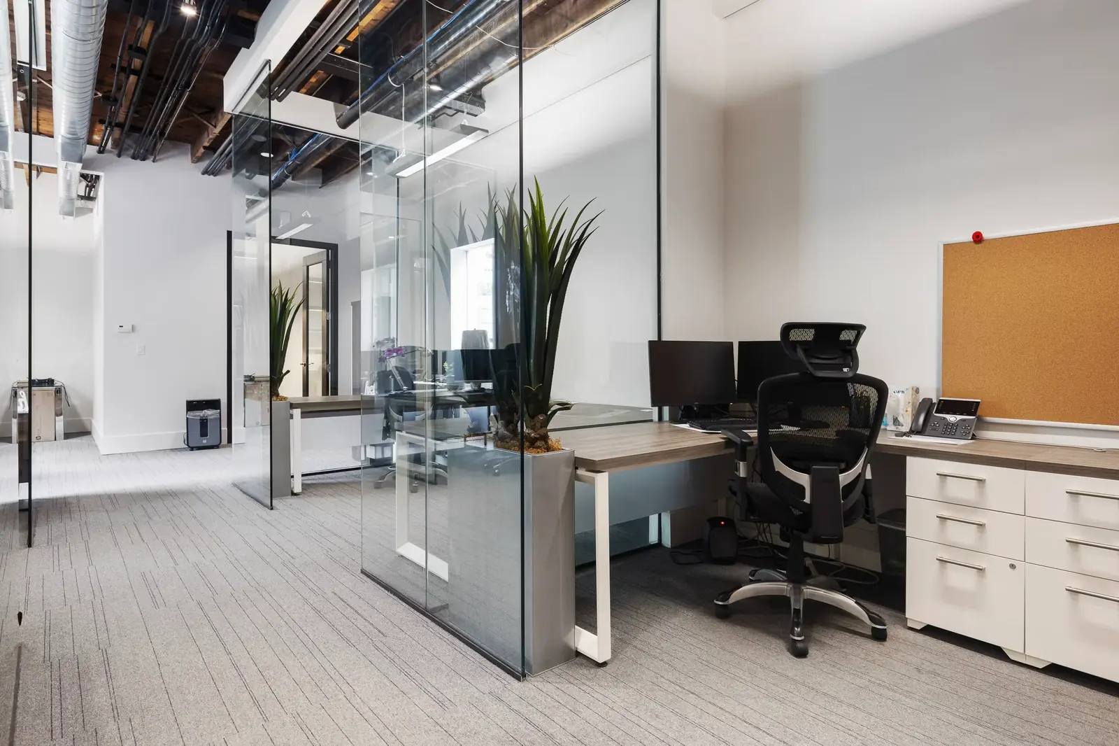 Aranżacja biura open-space 120m² — Tychy, centrum — zdjęcie 3